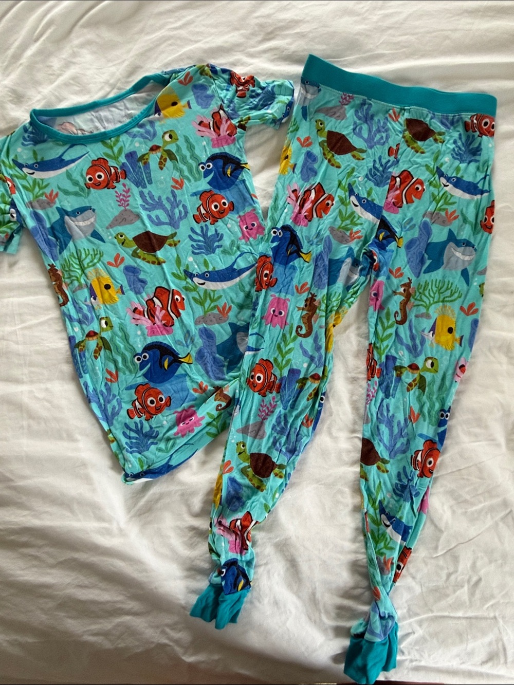 Little Sleepies finding Nemo  Ocean Animal Pajama Set with Fish & Turtle Print